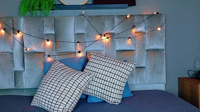 nahomi campbell online show from 02.27.26