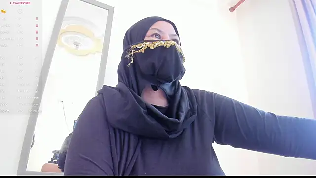 Amina hafsa online show from 03.31.26