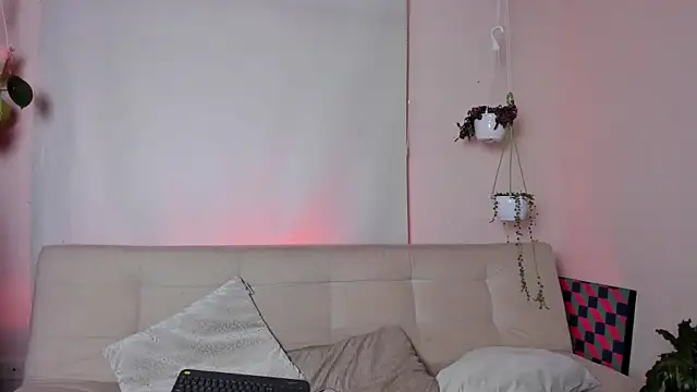 roselinedior online show from 01.30.25