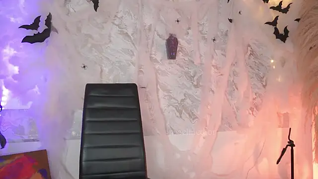 roselinedior online show from 10.21.25