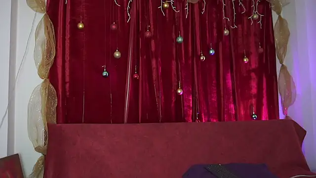 roselinedior online show from 12.22.25