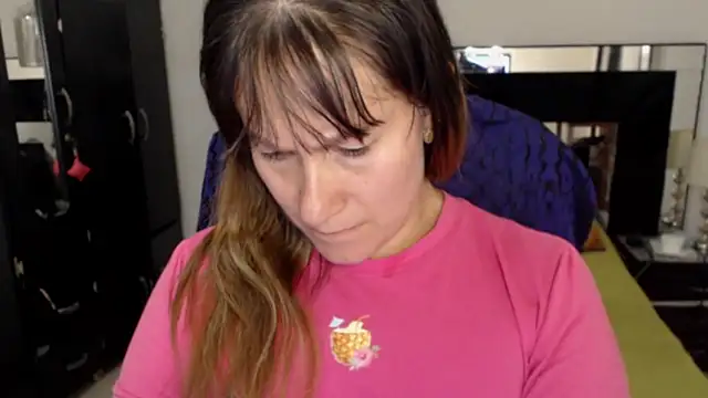 Snapshot of CATRINA-83 chatting on 02.08.26 CATRINA-83 online show from 02.08.26