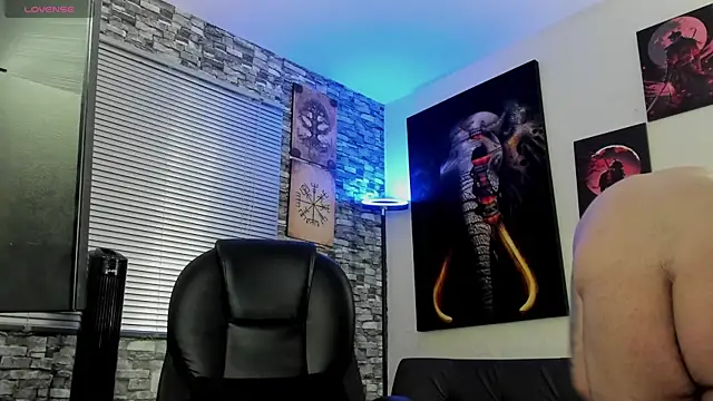 Snapshot of Nicolas_Fellener chatting on 07.11.26 Nicolas Fellener online show from 07.11.26