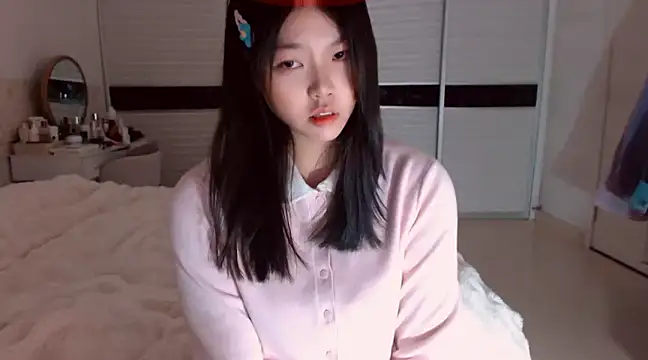 -Lucky Girl online show from 02.09.25