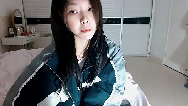 -Lucky Girl online show from 01.14.26