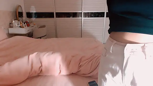 -Lucky Girl online show from 02.25.26