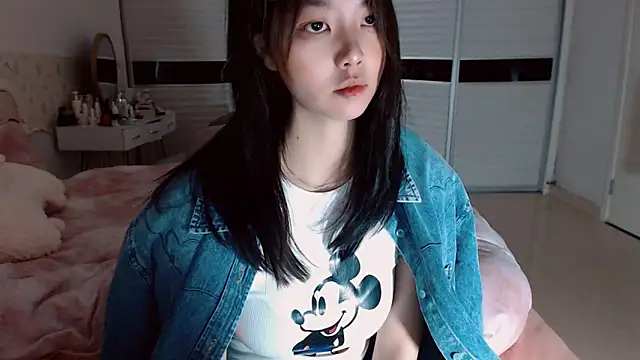 -Lucky Girl online show from 03.18.26