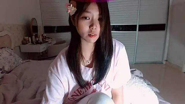 -Lucky Girl online show from 05.25.26