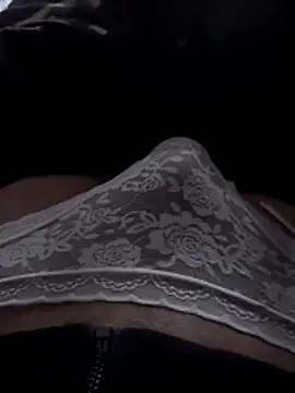 Snapshot of Monzizi9x chatting on 01.06.26 Monzizi9x online show from 01.06.26