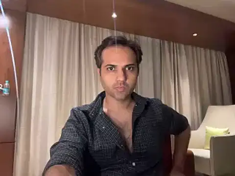 Snapshot of immog727 chatting on 02.11.25 immog727 online show from 02.11.25