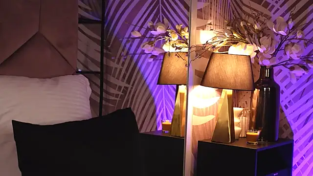 KatyaBelle online show from 11.26.25