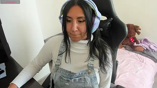 Snapshot of nerdgirl_314 chatting on 01.13.25 nerdgirl 314 online show from 01.13.25