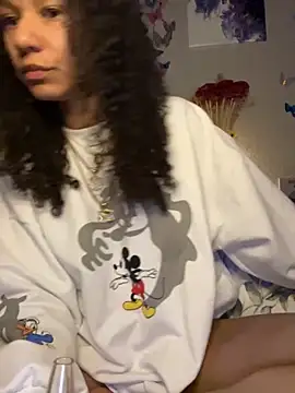  Neeka  online show from 10.11.25