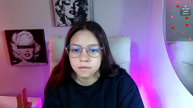 SamanthaRoldaan online show from 11.21.25