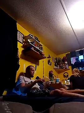 AutumnLights420 online show from 10.24.25