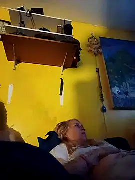 AutumnLights420 online show from 12.19.25