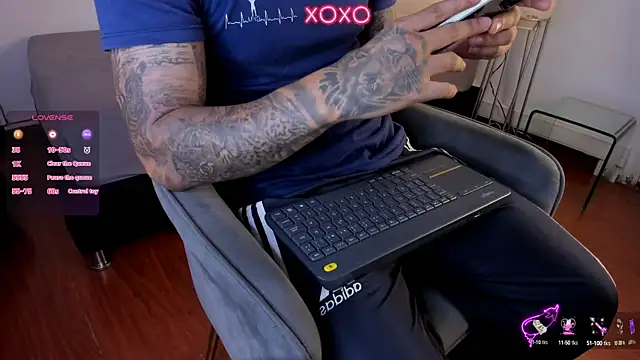 JordanSmiith  online show from 01.29.25