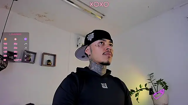 JordanSmiith  online show from 02.01.25