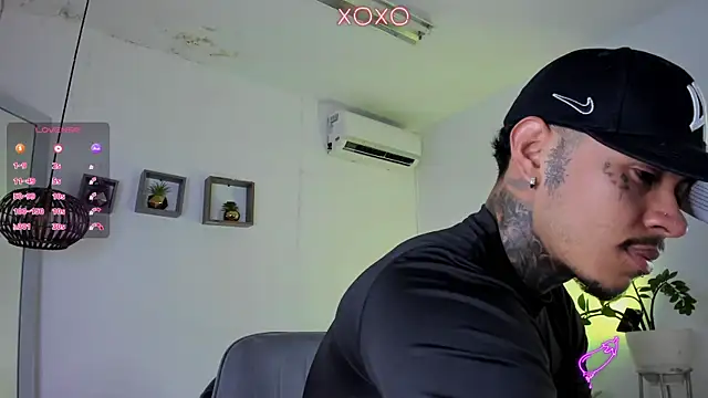 JordanSmiith  online show from 02.03.25