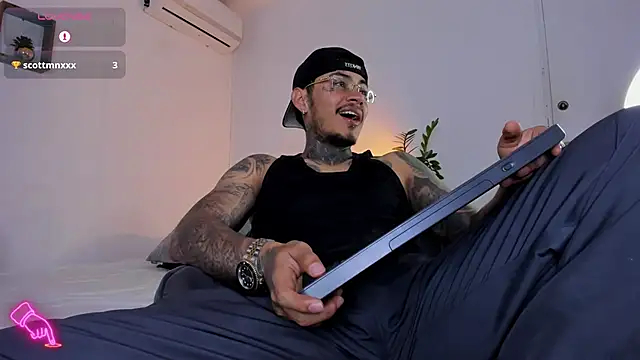 JordanSmiith  online show from 02.20.25