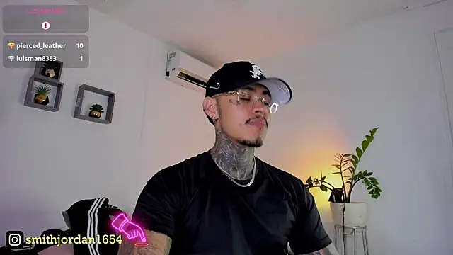 JordanSmiith  online show from 03.06.25