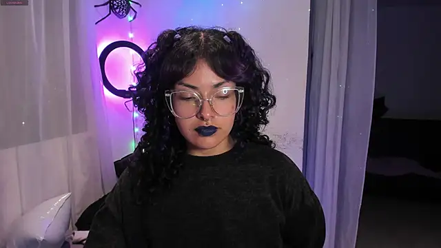 witchviolet online show from 12.30.24