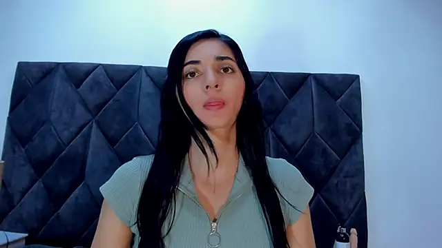 Snapshot of Linisprincehot69 chatting on 02.09.25 Linisprincehot69 online show from 02.09.25