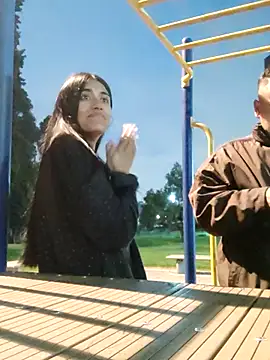 Snapshot of Wanda_and_cosmo_ chatting on 03.03.25 Wanda and cosmo online show from 03.03.25