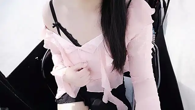 Fannywell online show from 04.14.26