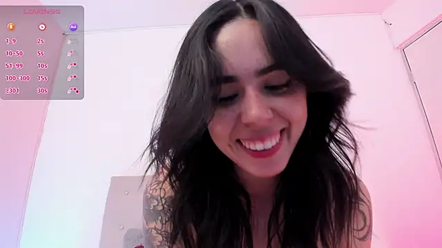 Snapshot of zoe6x chatting on 02.06.25 zoe6x online show from 02.06.25