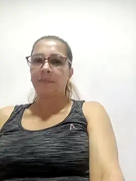 Snapshot of mademonsexy chatting on 02.10.26 mademonsexy online show from 02.10.26