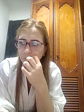 Snapshot of mademonsexy chatting on 03.03.26 mademonsexy online show from 03.03.26