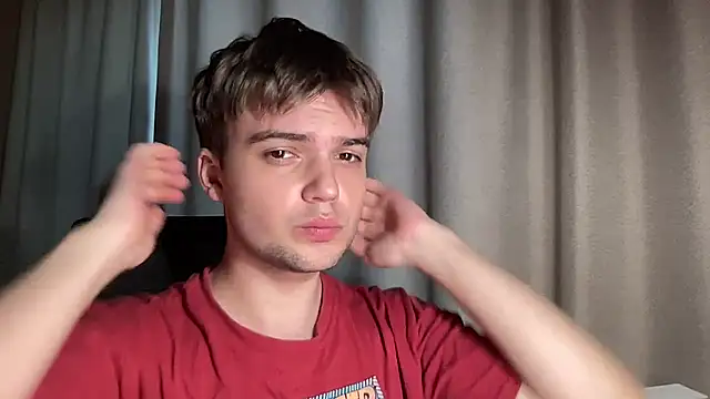 Snapshot of superfluboy_ chatting on 10.23.25 superfluboy online show from 10.23.25