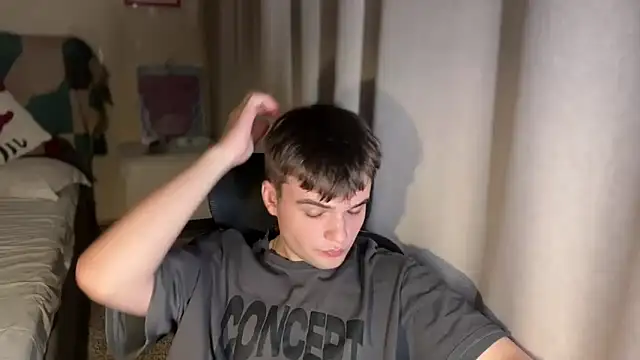 Snapshot of superfluboy_ chatting on 11.09.25 superfluboy online show from 11.09.25