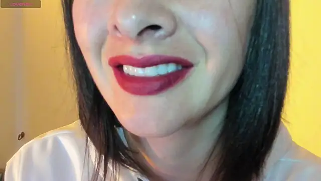 queen fetish online show from 10.14.25