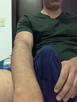 Snapshot of dedooelgrande chatting on 11.04.25 dedooelgrande online show from 11.04.25