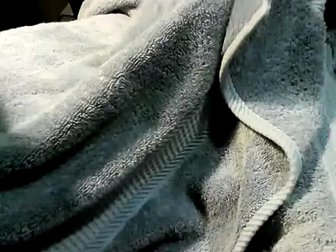 Snapshot of dedooelgrande chatting on 11.11.25 dedooelgrande online show from 11.11.25