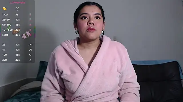 agata 22 online show from 11.15.25