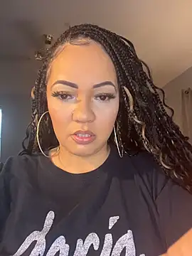 DestineeJayde online show from 11.15.25