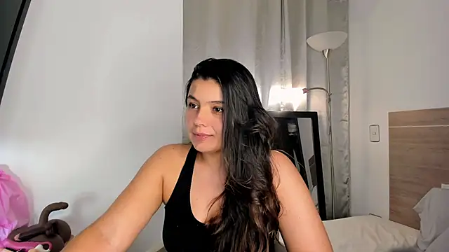 Snapshot of miaa_daniels chatting on 01.16.25 miaa daniels online show from 01.16.25