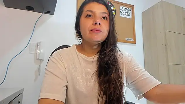 Snapshot of miaa_daniels chatting on 03.15.25 miaa daniels online show from 03.15.25