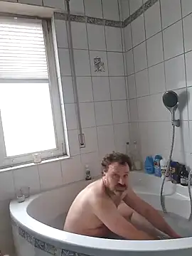 Snapshot of Tigerhill2023 chatting on 01.11.25 Tigerhill2023 online show from 01.11.25