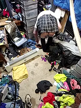 Snapshot of cdressupdiva chatting on 11.28.25 cdressupdiva online show from 11.28.25