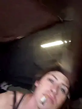 Snapshot of cdressupdiva chatting on 11.30.25 cdressupdiva online show from 11.30.25