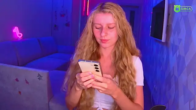 AmaliaQueen online show from 10.11.25