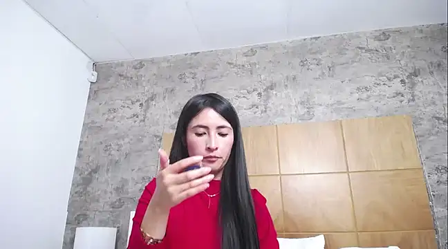 Snapshot of JainaRogers chatting on 02.22.25 JainaRogers online show from 02.22.25