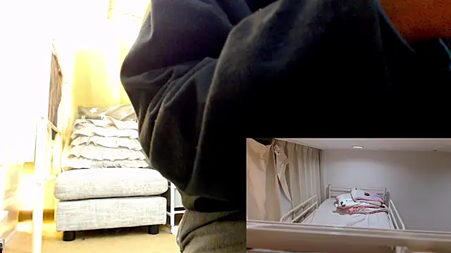 POCARI SWEAT online show from 12.02.24