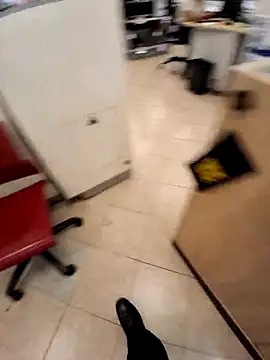 Snapshot of BandidodeAmores_84 chatting on 09.11.25 BandidodeAmores 84 online show from 09.11.25