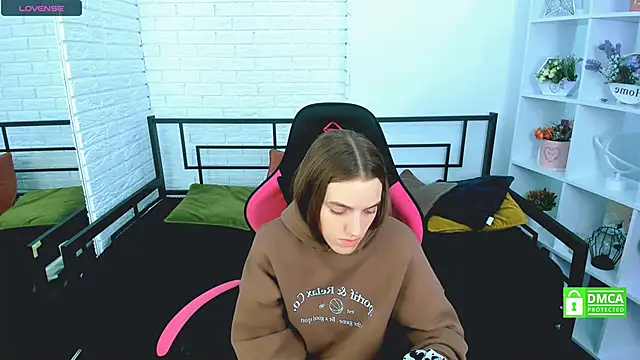 Snapshot of _Olli__Stiw_ chatting on 01.28.25 Olli Stiw online show from 01.28.25