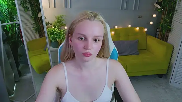 Beatrica Klein online show from 07.10.26